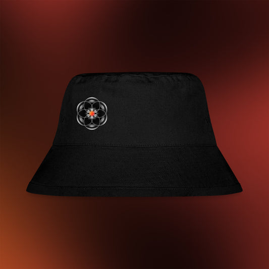 Embrace the essence of life with our Bucket Hat from the SYNROOT Collection by Monad. This hat features embroidered eyelets, topstitching on the brim, and a firm woven fabric crafted from 80% recycled cotton and 20% recycled polyester.